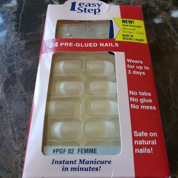 Nail kits. - Picture 3 of 5